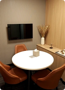 adissia_discussion_room